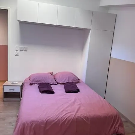 Appartement Grand Confort 3 Chambres Avec Cour Interieure Marseille Exterior photo